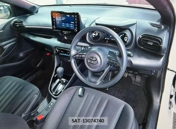 Toyota YARIS 2024-02 996372-4
