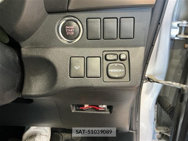 Subaru TREZIA 2013-03 6266175-13