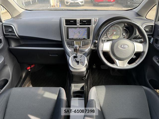 Subaru TREZIA 2011-01 6273168-9