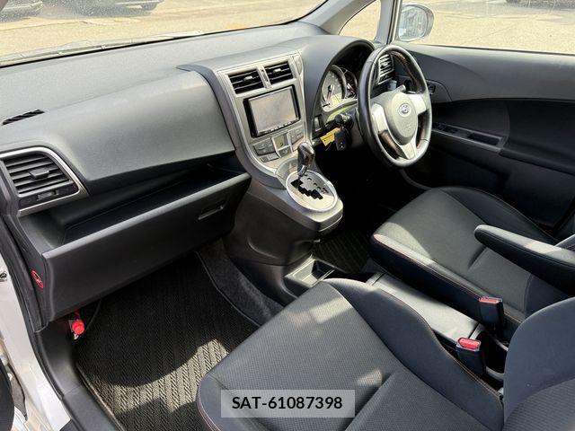 Subaru TREZIA 2011-01 6273168-1