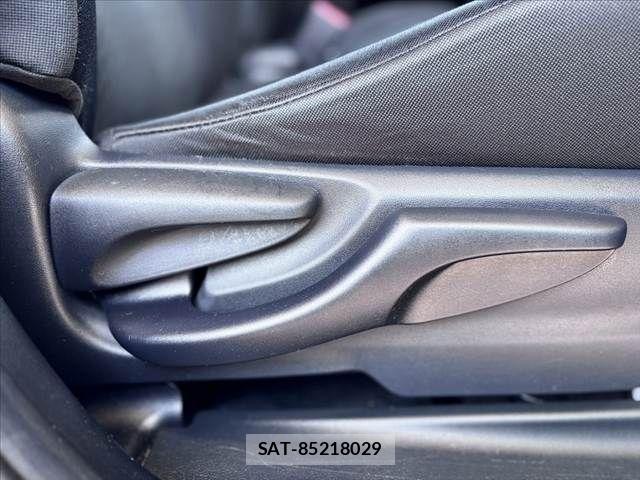 Subaru TREZIA 2011-12 8338288-28