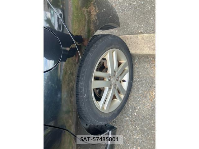 Subaru TREZIA 2011-08 8662092-8