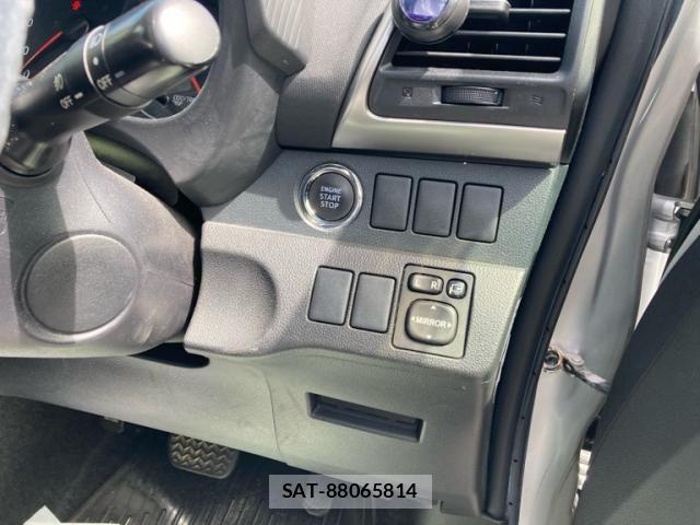 Subaru TREZIA 2012-03 8782438-17