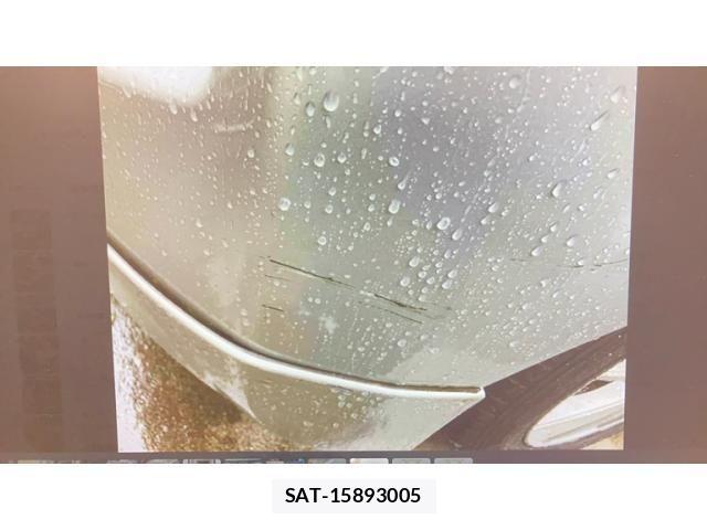 Subaru TREZIA 2012-01 8832203-20