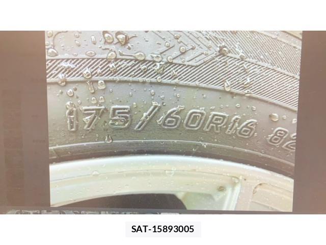 Subaru TREZIA 2012-01 8832203-5