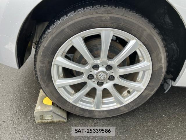 Subaru TREZIA 2011-01 8832202-11