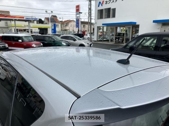Subaru TREZIA 2011-01 8832202-8