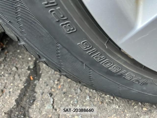 Subaru TREZIA 2011-08 7730097-4