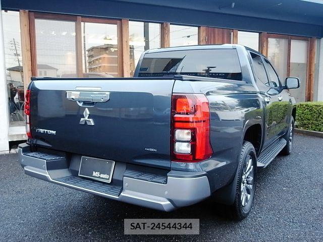 Mitsubishi TRITON 2024-09 808881-1