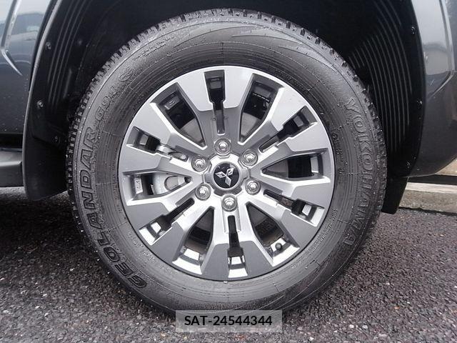 Mitsubishi TRITON 2024-09 808881-7