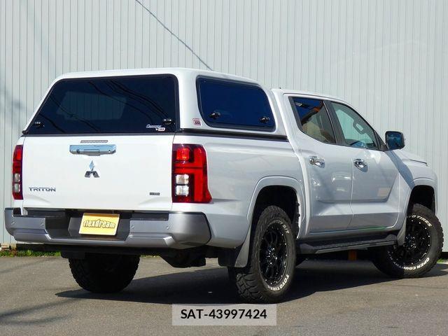 Mitsubishi TRITON 2024-12 1127605-3