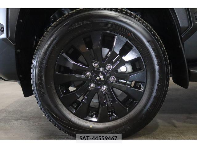 Mitsubishi TRITON 2024-10 1170309-28