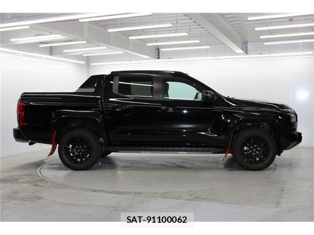 Mitsubishi TRITON 2025-01 1356011-3