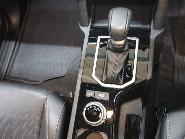 Mitsubishi TRITON 2024-09 1550034-15