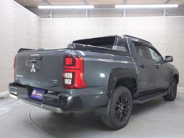 Mitsubishi TRITON 2024-09 1550034-1