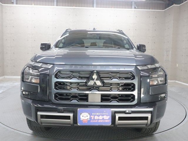 Mitsubishi TRITON 2024-09 1550034-23