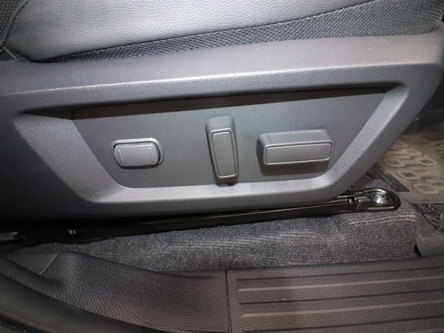 Mitsubishi TRITON 2024-09 1550034-4