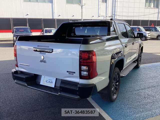 Mitsubishi TRITON 2025-03 1695350-1