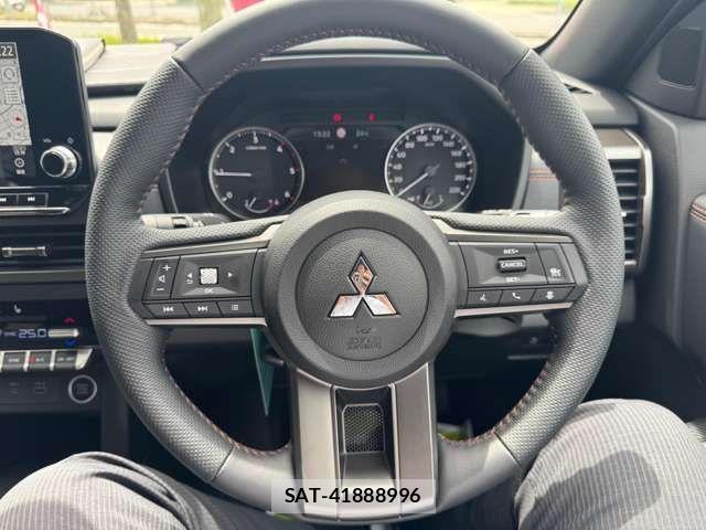 Mitsubishi TRITON 2024-11 1695353-9