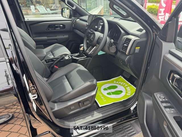 Mitsubishi TRITON 2024-11 1695353-3