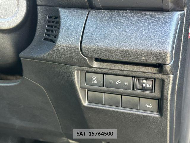 Mitsubishi TRITON 2024-03 2217749-9