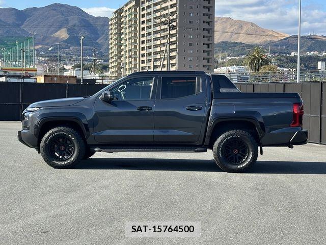 Mitsubishi TRITON 2024-03 2217749-19