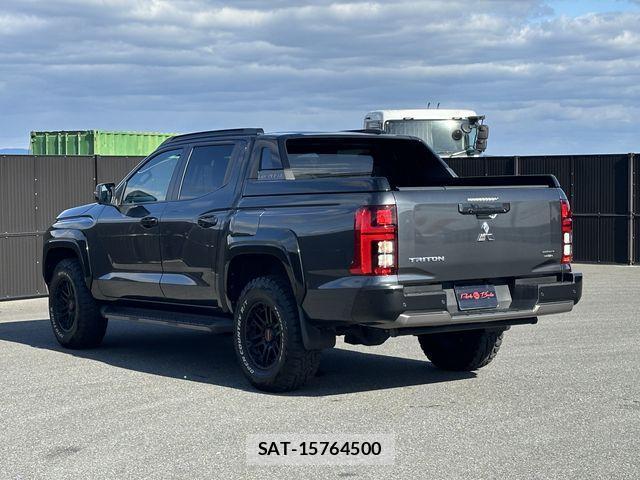 Mitsubishi TRITON 2024-03 2217749-20