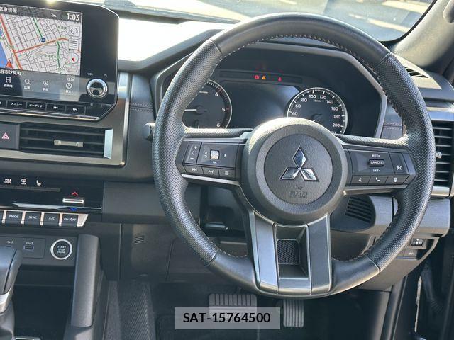 Mitsubishi TRITON 2024-03 2217749-8