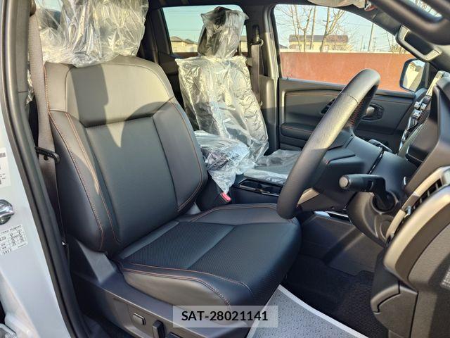 Mitsubishi TRITON 2024-07 3910784-11