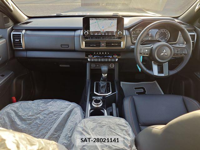 Mitsubishi TRITON 2024-07 3910784-8