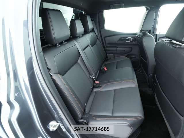 Mitsubishi TRITON 2024-03 4991937-7