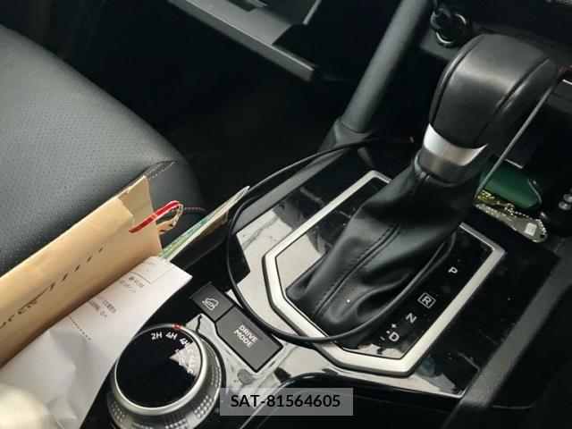Mitsubishi TRITON 2024-08 5881433-19