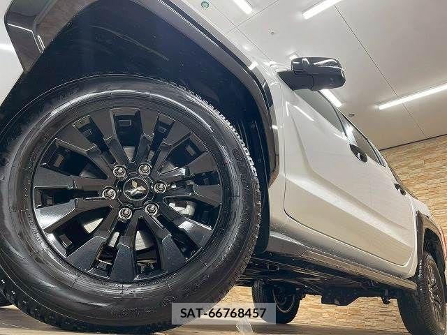 Mitsubishi TRITON 2024-11 5881428-18