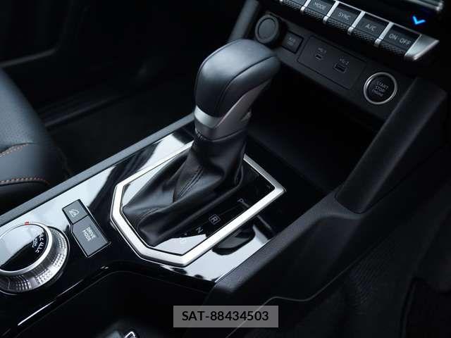 Mitsubishi TRITON 2024-07 5881425-12