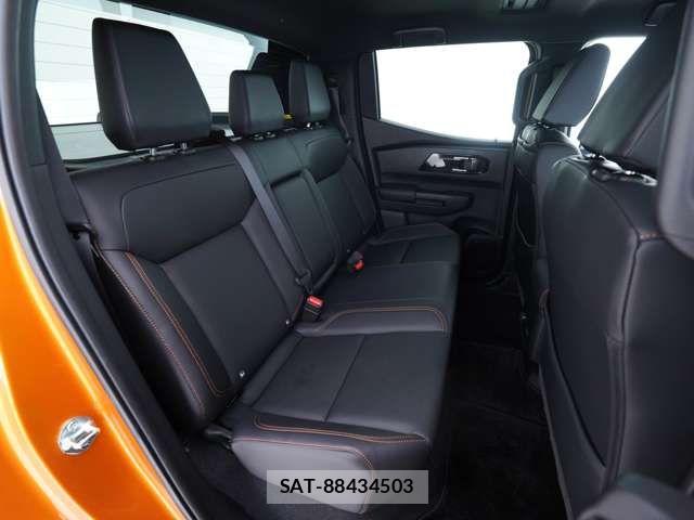 Mitsubishi TRITON 2024-07 5881425-6