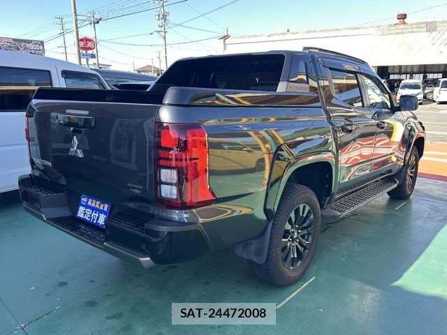 Mitsubishi TRITON 2024-07 6021688-13