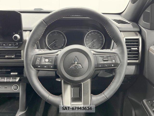 Mitsubishi TRITON 2024-08 6021694-11