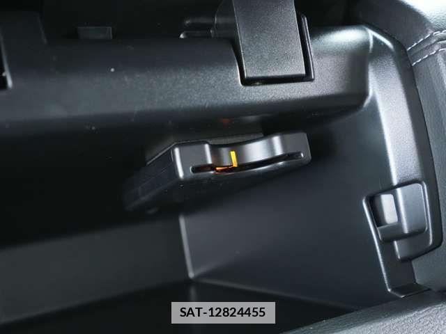 Mitsubishi TRITON 2025-08 6504361-13