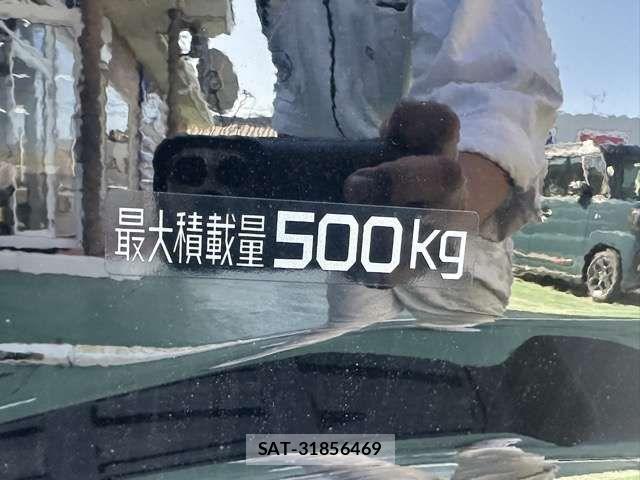 Mitsubishi TRITON 2024-09 6615362-9