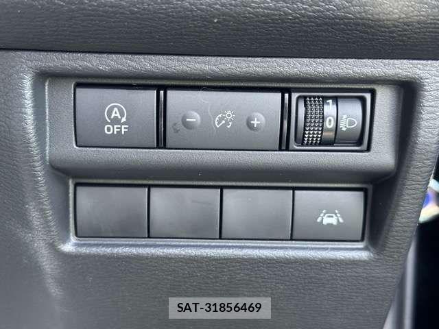 Mitsubishi TRITON 2024-09 6615362-15