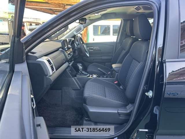 Mitsubishi TRITON 2024-09 6615362-2