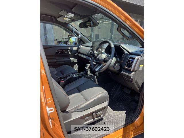 Mitsubishi TRITON 2025-12 6717595-9