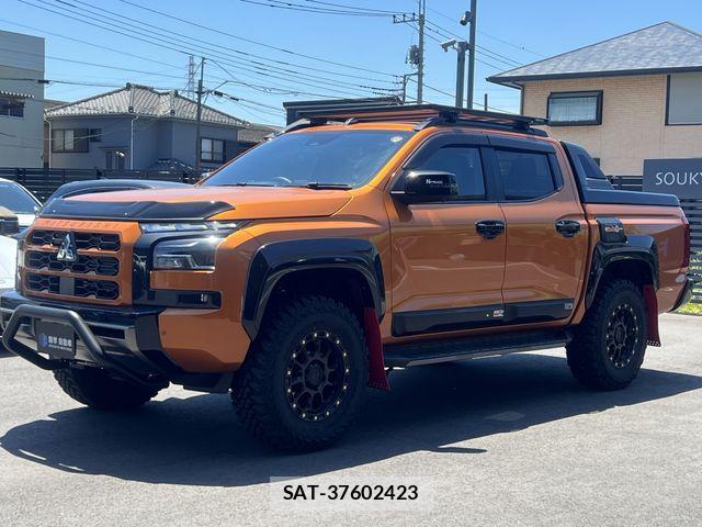 Mitsubishi TRITON 2025-12 6717595-5