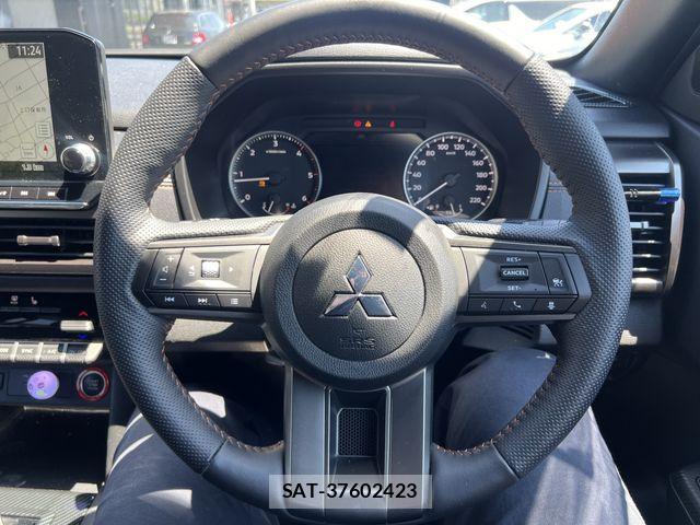 Mitsubishi TRITON 2025-12 6717595-8