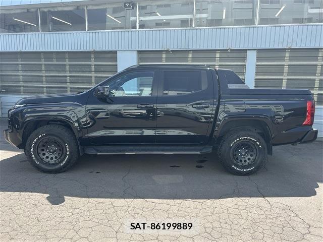 Mitsubishi TRITON 2024-02 6717596-4