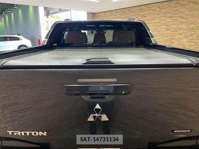 Mitsubishi TRITON 2024-08 6817707-9
