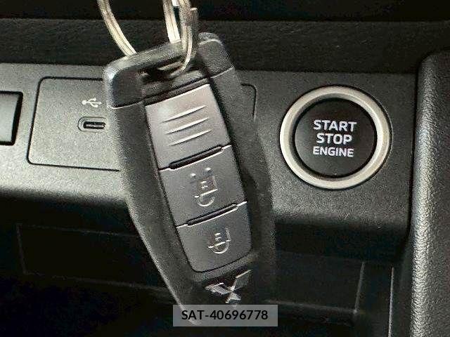 Mitsubishi TRITON 2024-02 6817706-11