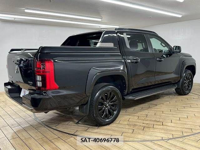 Mitsubishi TRITON 2024-02 6817706-15