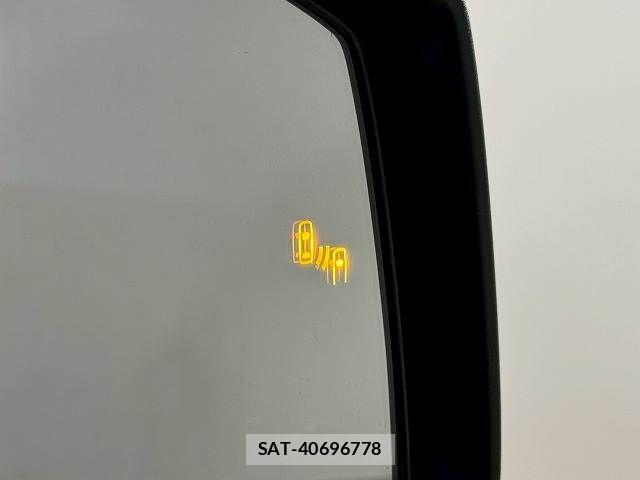 Mitsubishi TRITON 2024-02 6817706-7