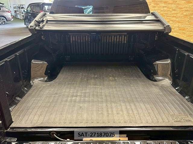 Mitsubishi TRITON 2024-05 7360239-12